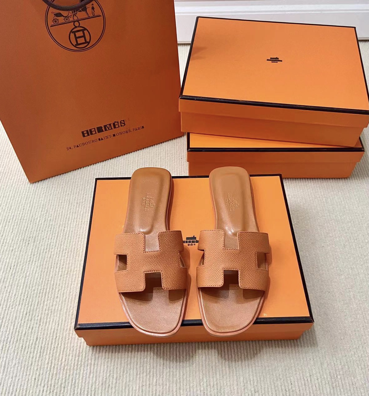 에르메스 올수공 오란 슬리퍼 샌들 앱송 87